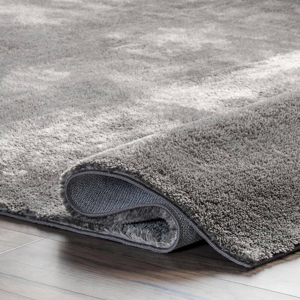 Gray 4' x 6' Washable Solid Shag Area Rug