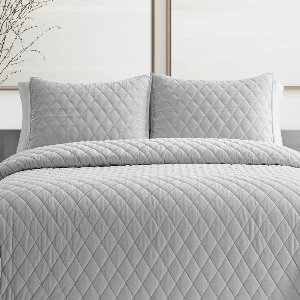 King Size Silver Velvet Reversible Quilt Set