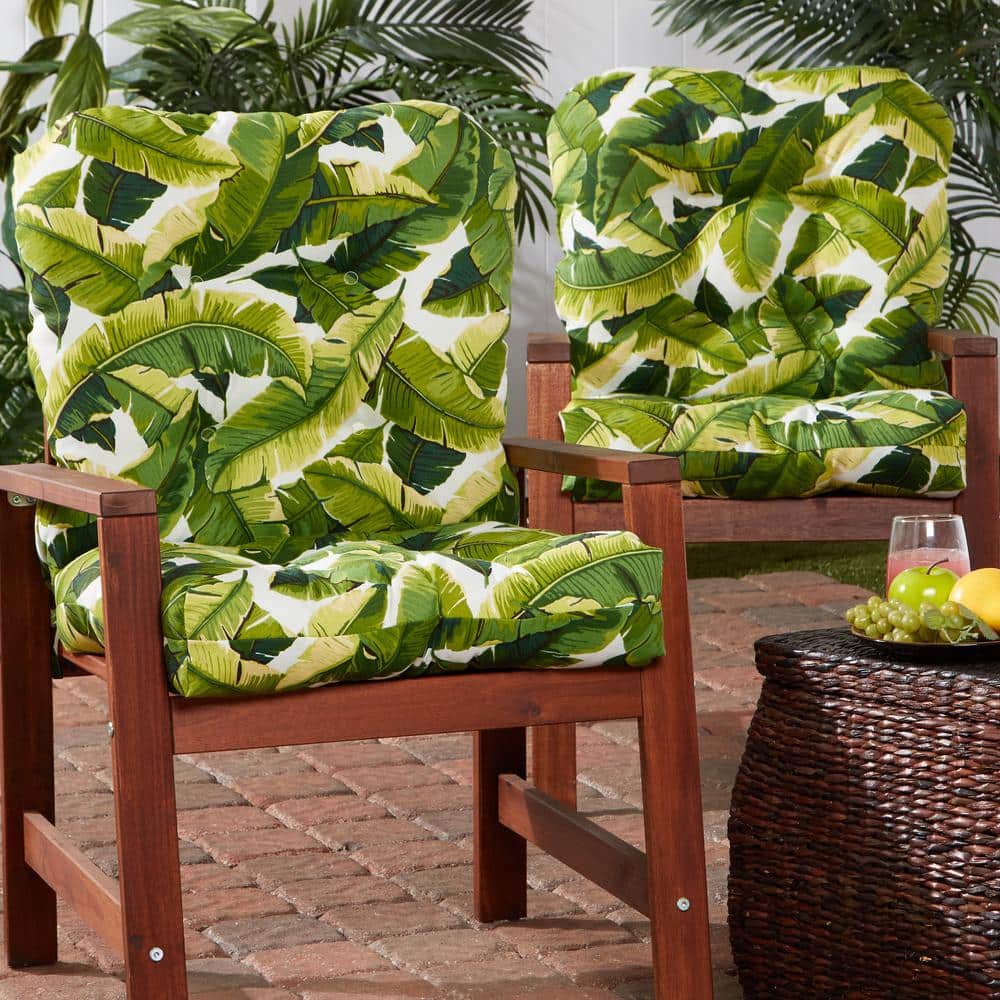 Palm Leaves Green and White Polyester Outdoor Chair Cushions Set