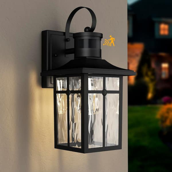 Maxax 13 in. 1-Light Black Modern Aluminum Motion Sensor ETL