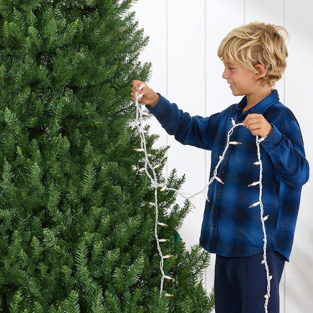 6ft Green Hinged Douglas Fir Artificial Christmas Tree with Metal Stand