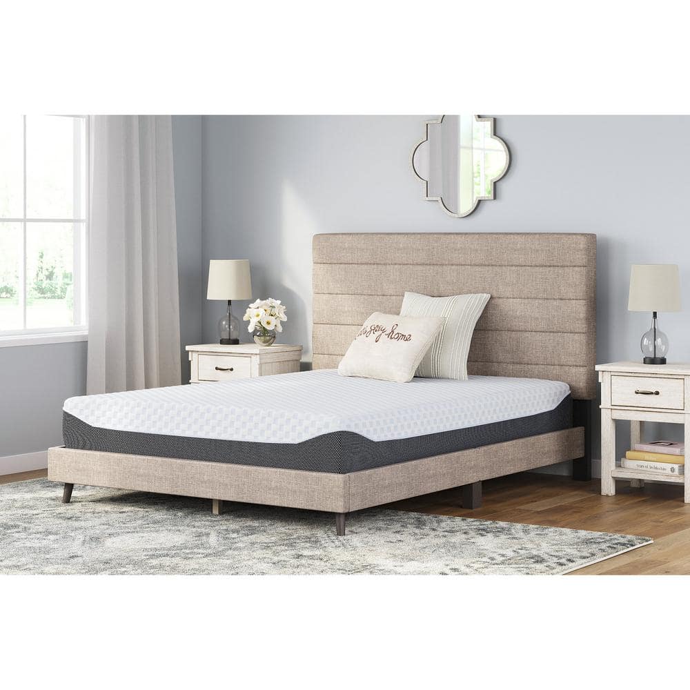 Queen Size White and Gray 10 Inch Memory Foam Mattress