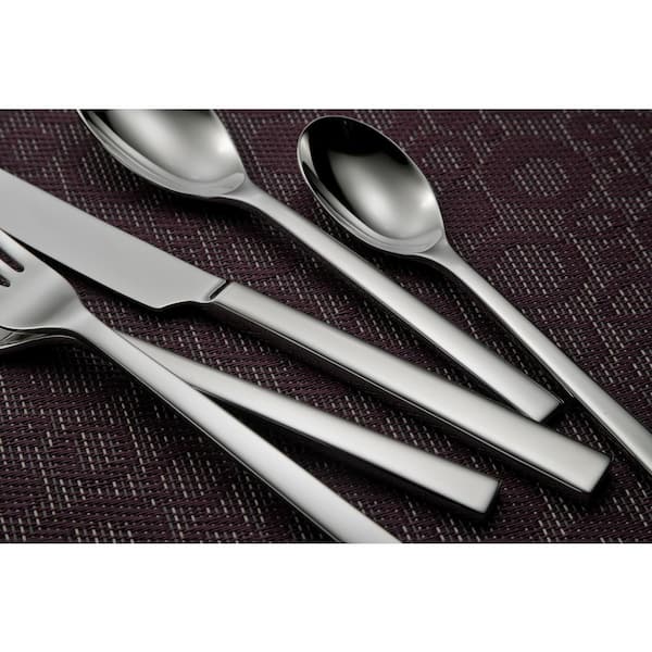 https://images.thdstatic.com/productImages/f8bbecad-dc67-4345-a70e-47fe823a34af/svn/oneida-open-stock-flatware-b449stbf-4f_600.jpg