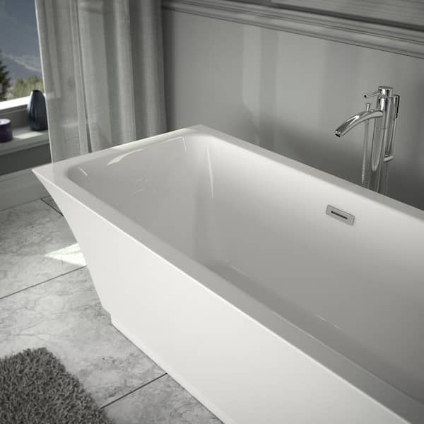 https://images.thdstatic.com/productImages/f8c20094-c478-4e58-a2ba-867fe38f1735/svn/white-with-polished-chrome-trim-wyndham-collection-flat-bottom-bathtubs-wcbtk151967-44_600.jpg