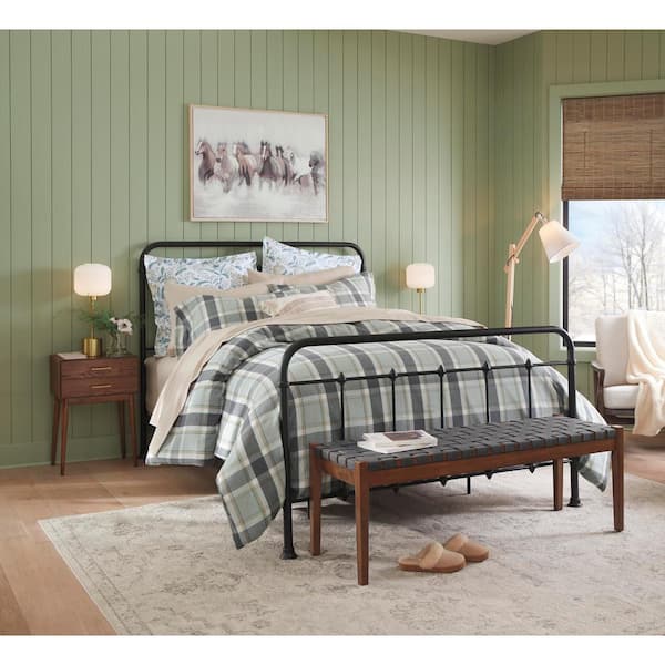 StyleWell Dorley Farmhouse Black Metal Queen Bed (64.76 in W. X 53.54 in H.)