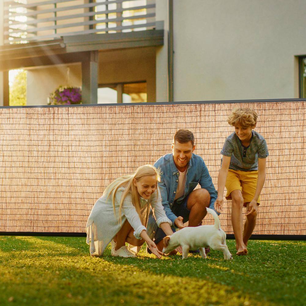 Natural Reed Privacy Screen Fence for Garden and Patio