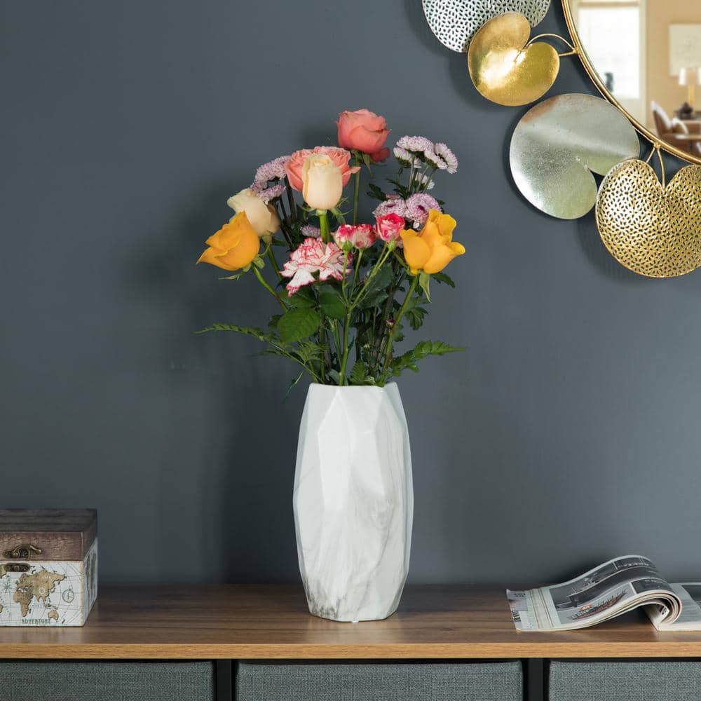 Uniquewise QI004361.2 Contemporary Ceramic Textured Slim Hourglass Shape Table Vase Flower Holder, Set of 2