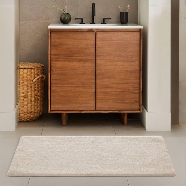 MADISON PARK Signature Marshmallow Taupe 24 in. x 40 in. Bath Mat