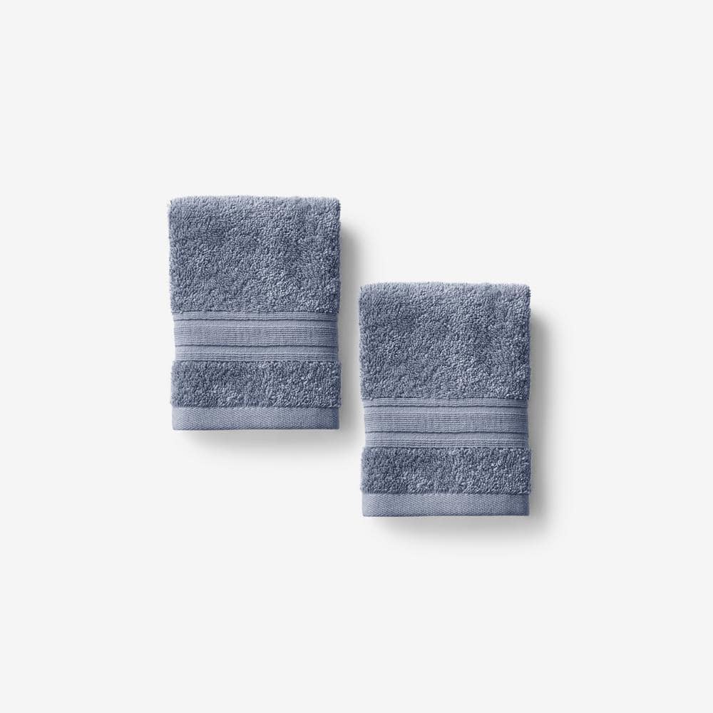 https://images.thdstatic.com/productImages/f8dfa7ae-e8a5-4810-a2f2-cceb3dc4ee1a/svn/gray-the-company-store-bath-towels-vk37-wash-smk-gray-64_1000.jpg
