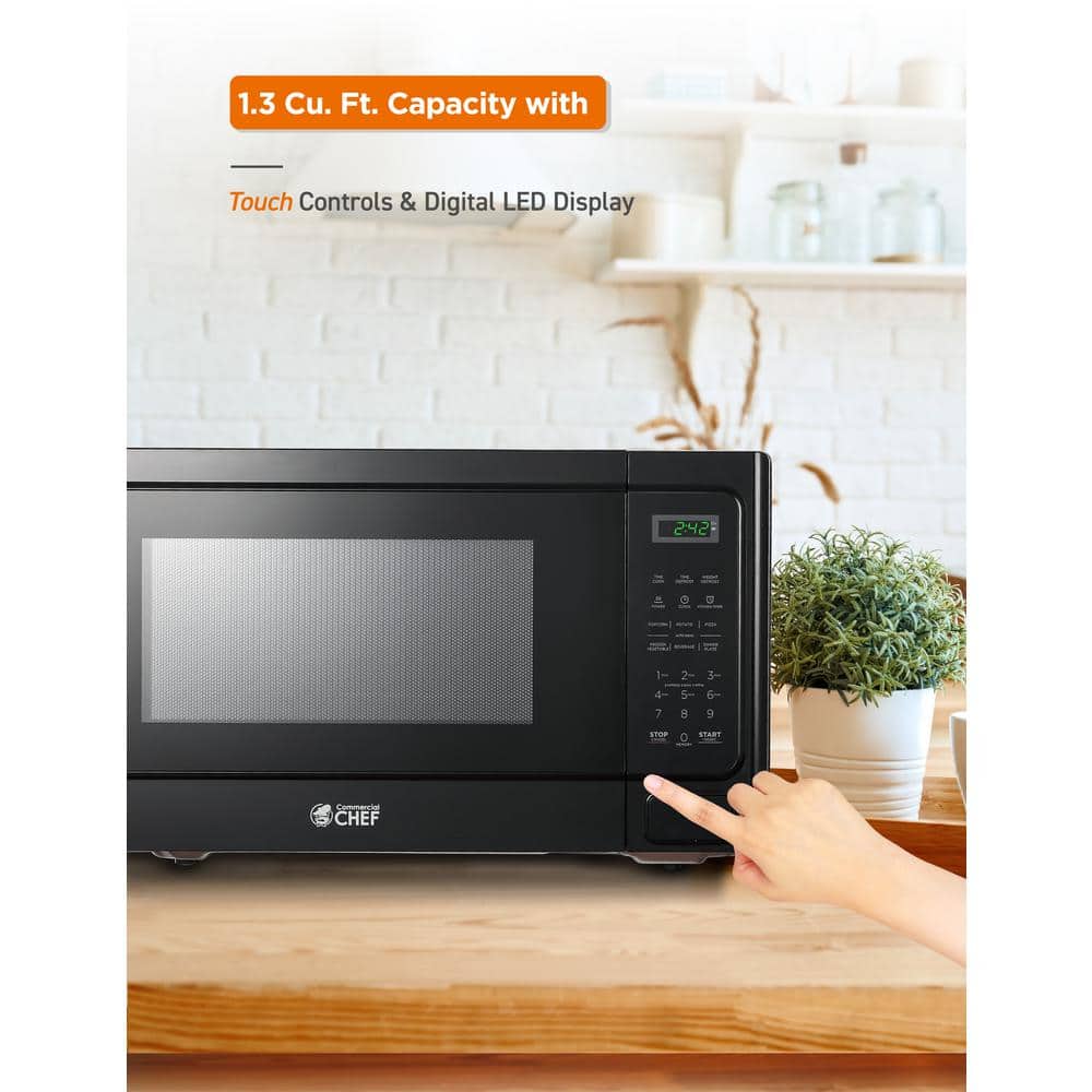 Black 1.3 Cu Ft Countertop Microwave with Digital Controls