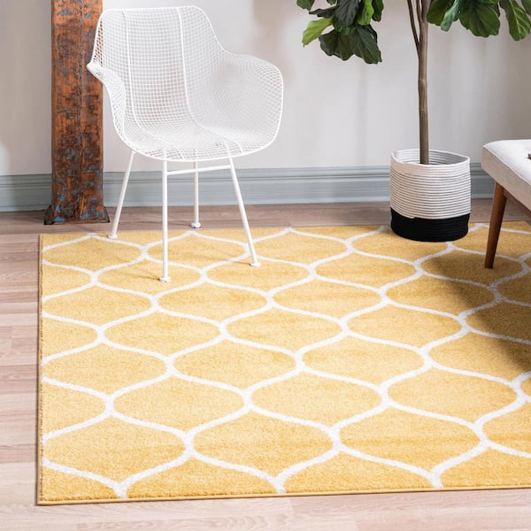 Trellis Frieze Rounded Yellow 6 ft. x 6 ft. Area Rug