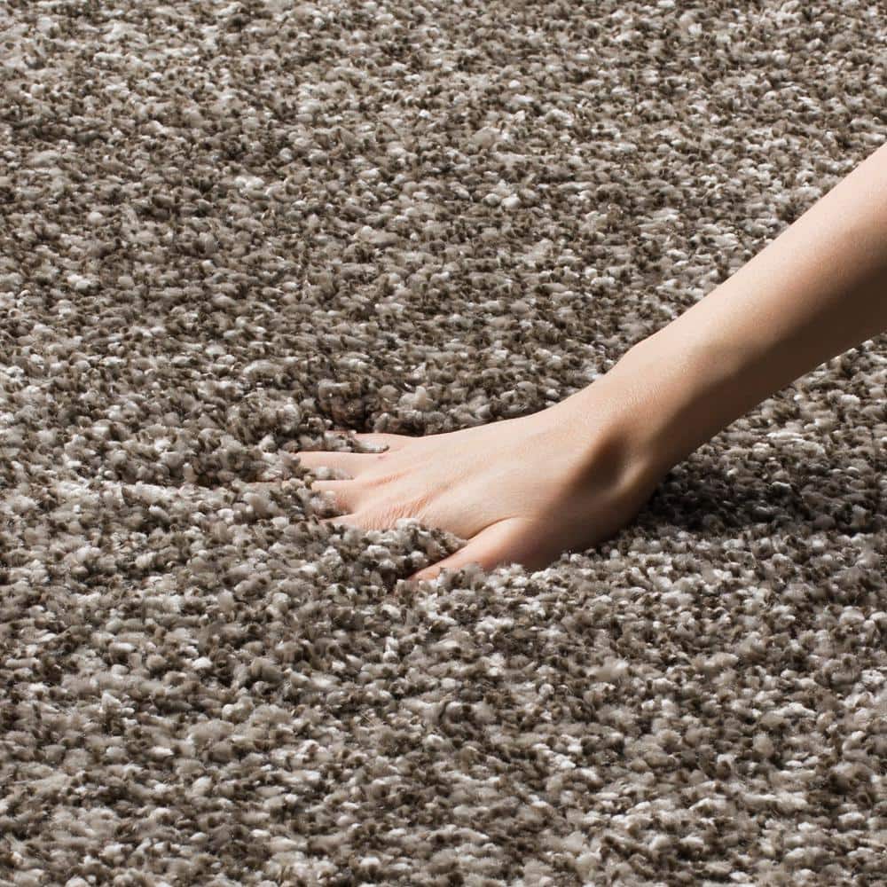 Luxurious Gray Hand-Knotted Shag Rug in Wool and Synthetic Blend - 2' x 4'