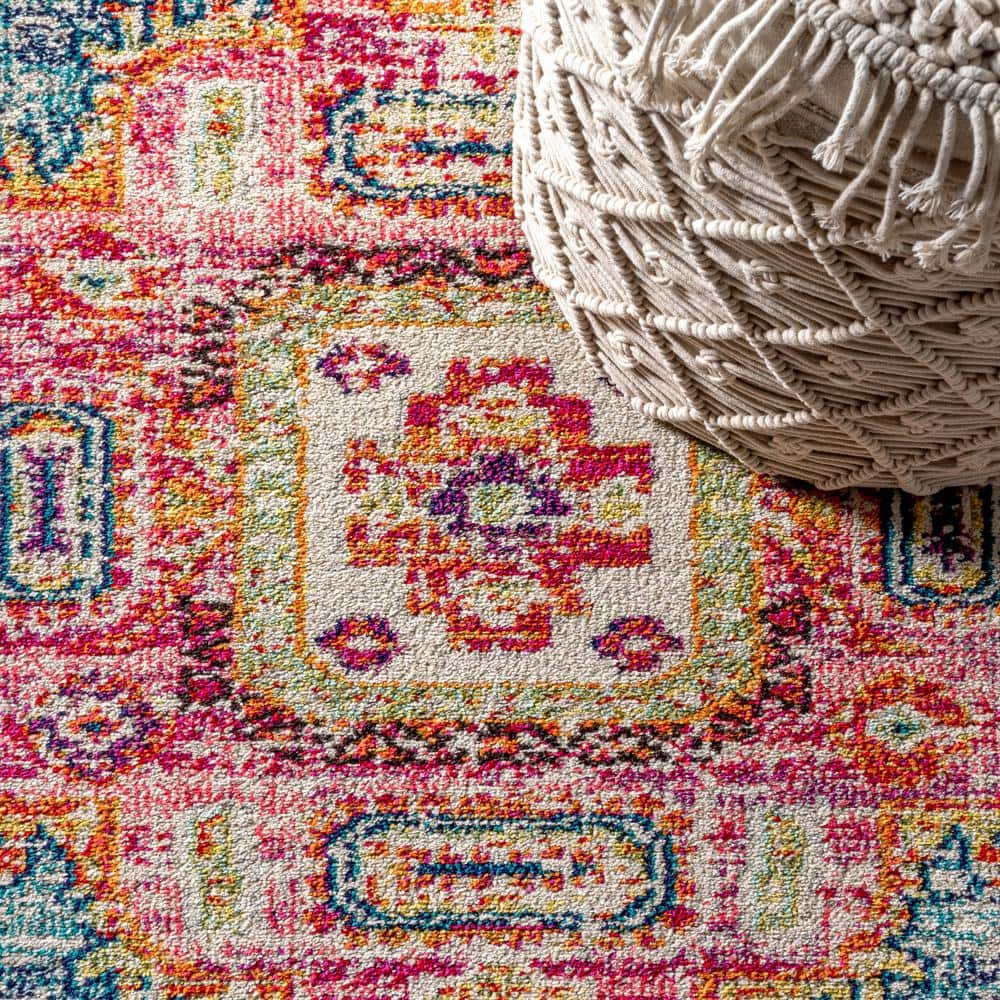 Bohemian Flair Blue and Red Medallion Synthetic 8' x 10' Area Rug