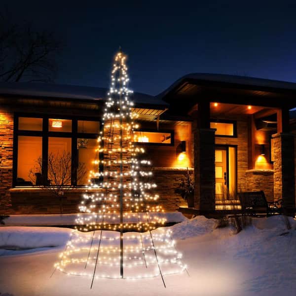https://images.thdstatic.com/productImages/f9017ab5-2ce2-4921-9cde-45e9b7d7312c/svn/twinkly-christmas-string-lights-twp500spp-bus-e1_600.jpg