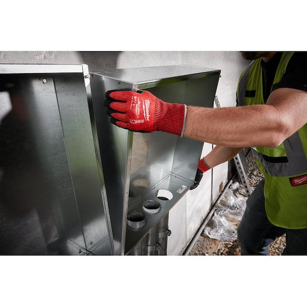 Milwaukee Large Red Nitrile Level 4 Cut Resistant Dipped Work Gloves  48-22-8947 - The Home Depot