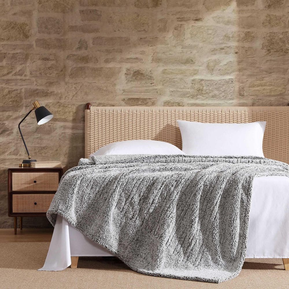 Lookout Mountain 1-Piece Dark Olive Faux Shearling Polyester Full Electric Blanket