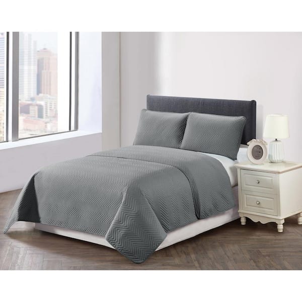 Harper Lane Chevron Stitch 3-Piece Charcoal Microfiber King Quilt Set