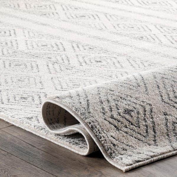 nuLOOM Sarina Tribal Diamond Striped Gray 2 ft. 8 in. x 8 ft