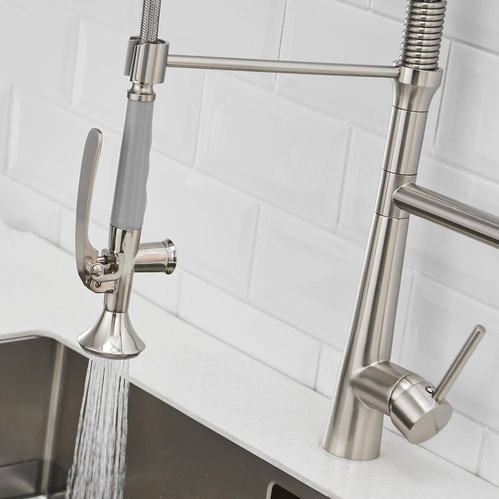 Brushed Nickel Semi-Professional Single Handle Kitchen Faucet with Pull-out Spray