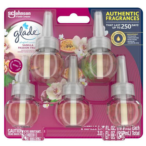 Glade 3.35 fl. oz. Vanilla Passion Fruit PlugIns Scented Oil