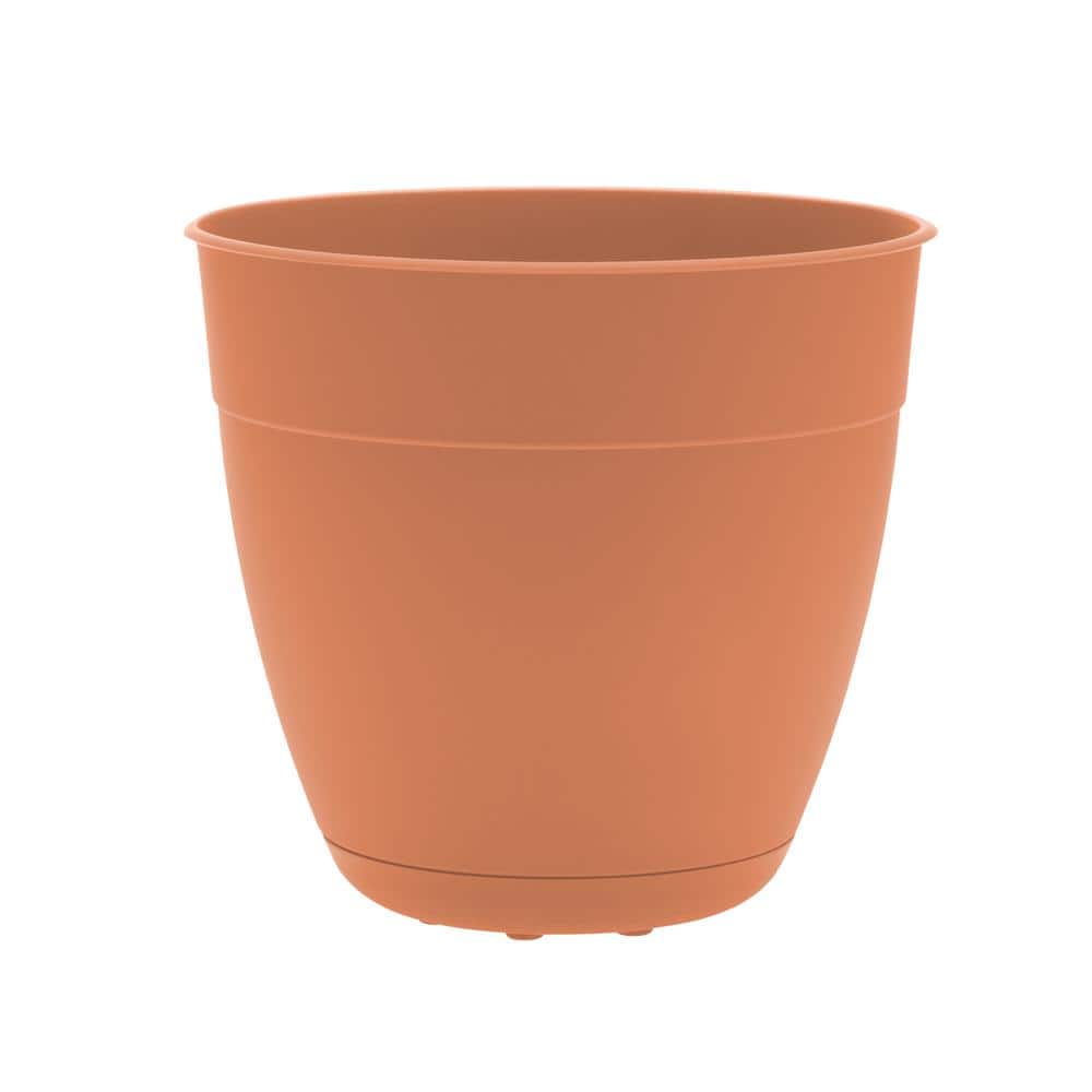Coral 16-inch Recycled Plastic Bell Planter with Saucer
