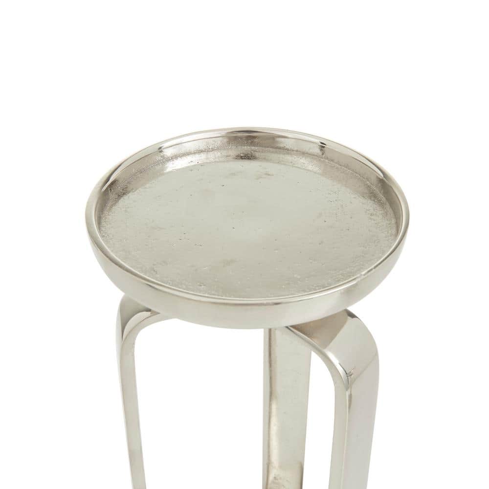 Contemporary Silver Aluminum Geometric Pillar Candle Holder Set