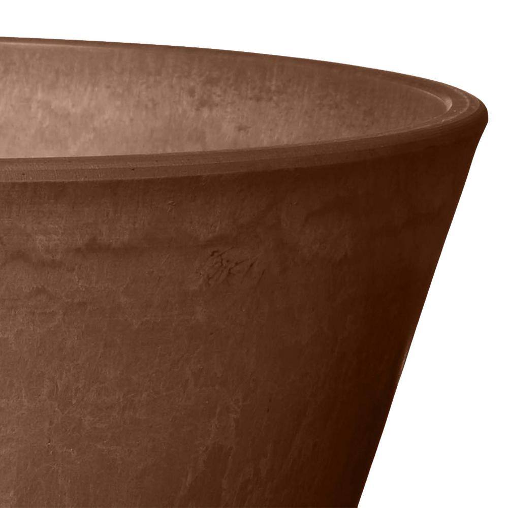 Medium Chocolate Brown Recycled Plastic Bulb Pan Pot