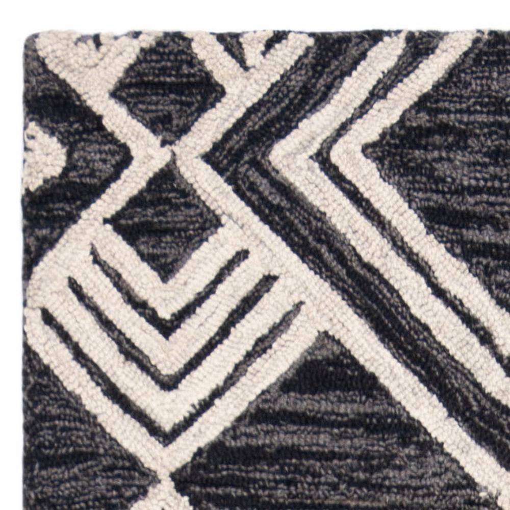 Elegant Ivory Trellis Hand-Tufted Wool Runner Rug - 2'3" x 7'