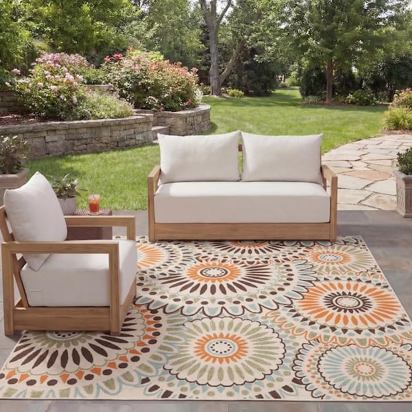 Veranda Cream/Chocolate 8 ft. x 11 ft. Floral Indoor/Outdoor Patio  Area Rug