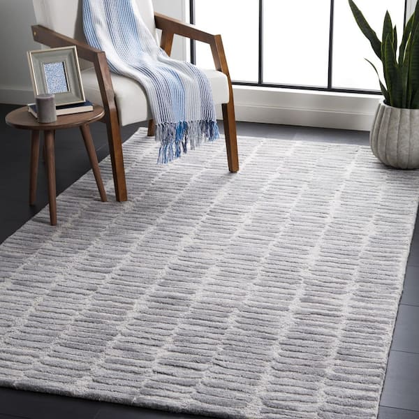 Metro Silver/Gray 6 ft. x 6 ft. Column Striped Square Area Rug
