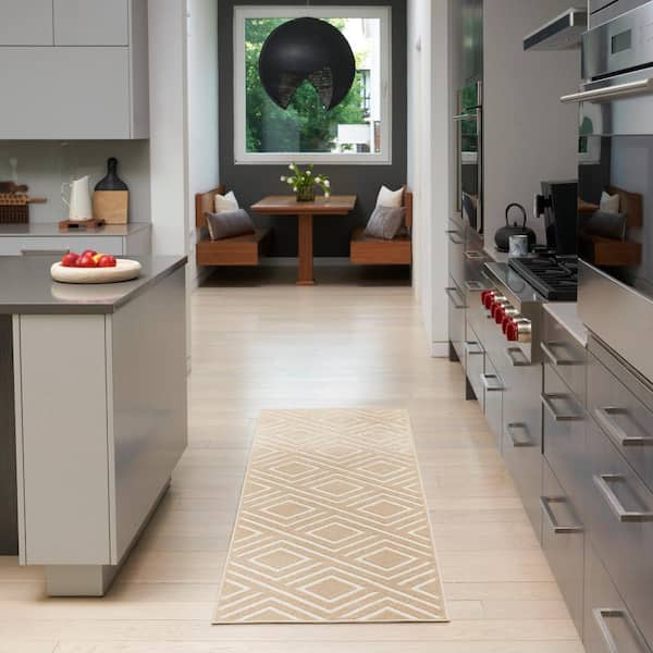 Casual Taupe 2 ft. x 6 ft. Checker Contemporary Runner Area Rug