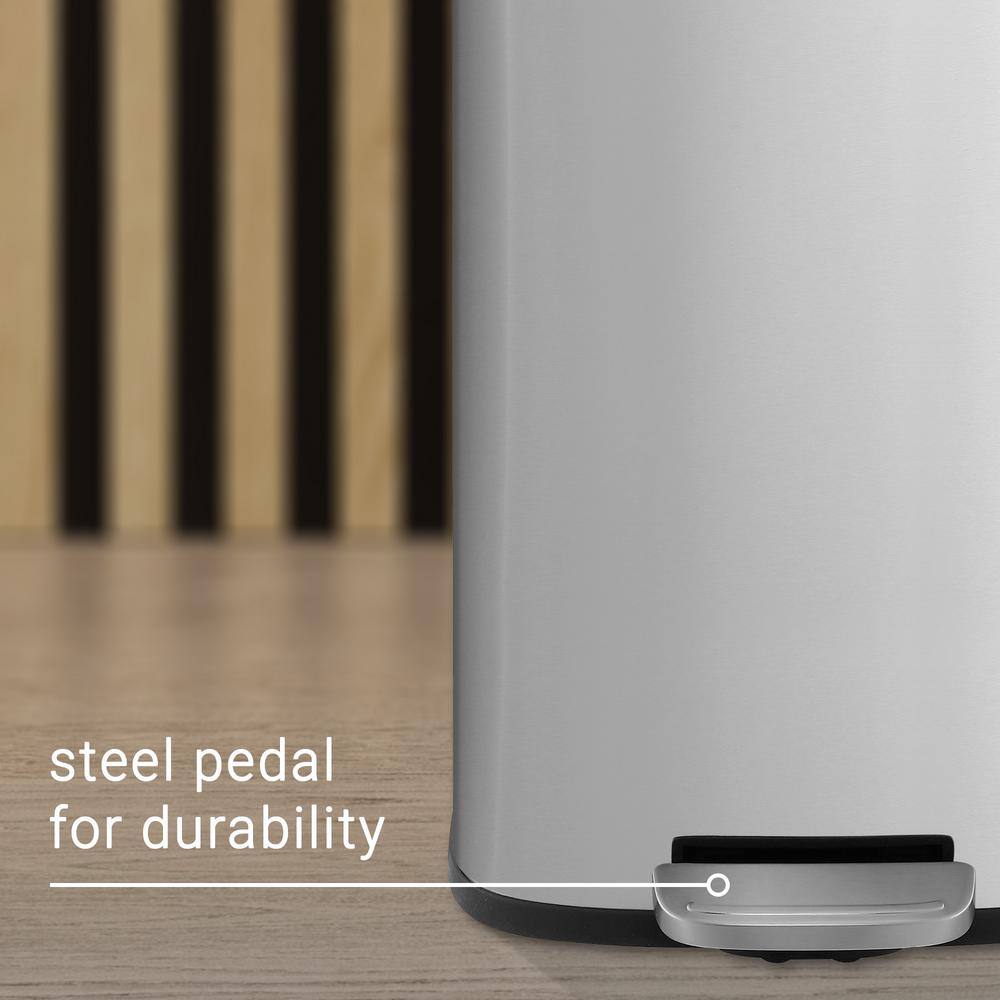 Curtis 8-Gallon Stainless Steel Step-Open Trash Can