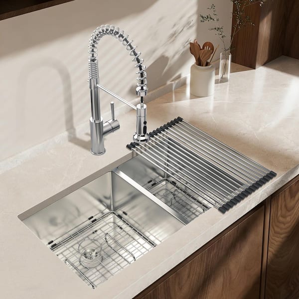 32 in. Undermount Double Bowl(60/40) 16 Gauge Stainless Steel Kitchen Sink with Bottom Grids and Strainer