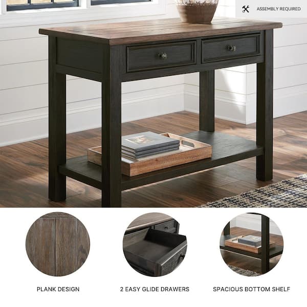 Signature DESIGN BY ASHLEY Tyler Creek 46.13 in. Grayish
