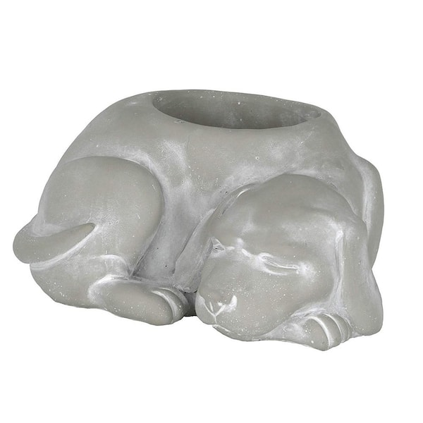 CHG CLASSIC HOME & GARDEN Small Natural Cement Sleeping Dog Planter