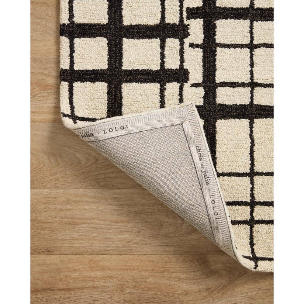 Handmade Black Wool and Synthetic 5' x 7' Tufted Rug
