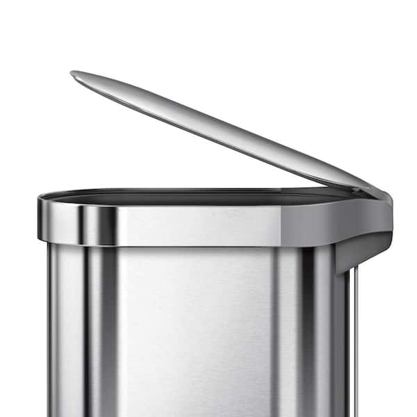 https://images.thdstatic.com/productImages/f9dd5380-1abe-43c2-8380-e17a120ccea9/svn/simplehuman-indoor-trash-cans-cw2044-44_600.jpg