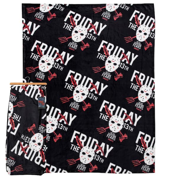 THE NORTHWEST GROUP Disney Mickey Mouse Dear Santa Multi-Colored Silk Touch Throw