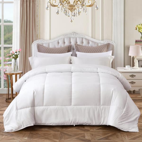 JML Quilted White Queen Down Alternative Comforter