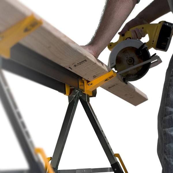 toughbuilt-saw-horses-tb-c700-1f_600.jpg