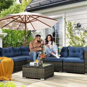 Green 7-Piece Wicker Patio Conversation Set with Blue Cushions