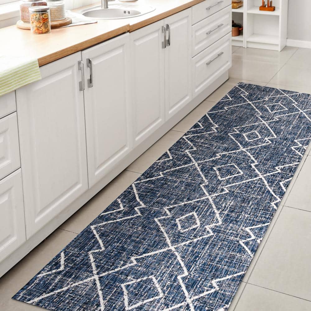 Carwa Blue/Ivory Synthetic Trellis 2x8 Area Rug