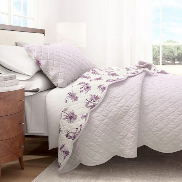 FRESHFOLDS Purple Floral Boho 2-Piece Twin / Twin XL Cotton Quilt Scallopeded Bedding Set