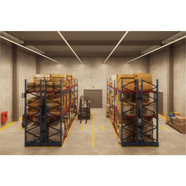 4 ft. Linear White Integrated LED Warehouse Strip Light with 4760 Lumens, 4000K, UNV Voltage