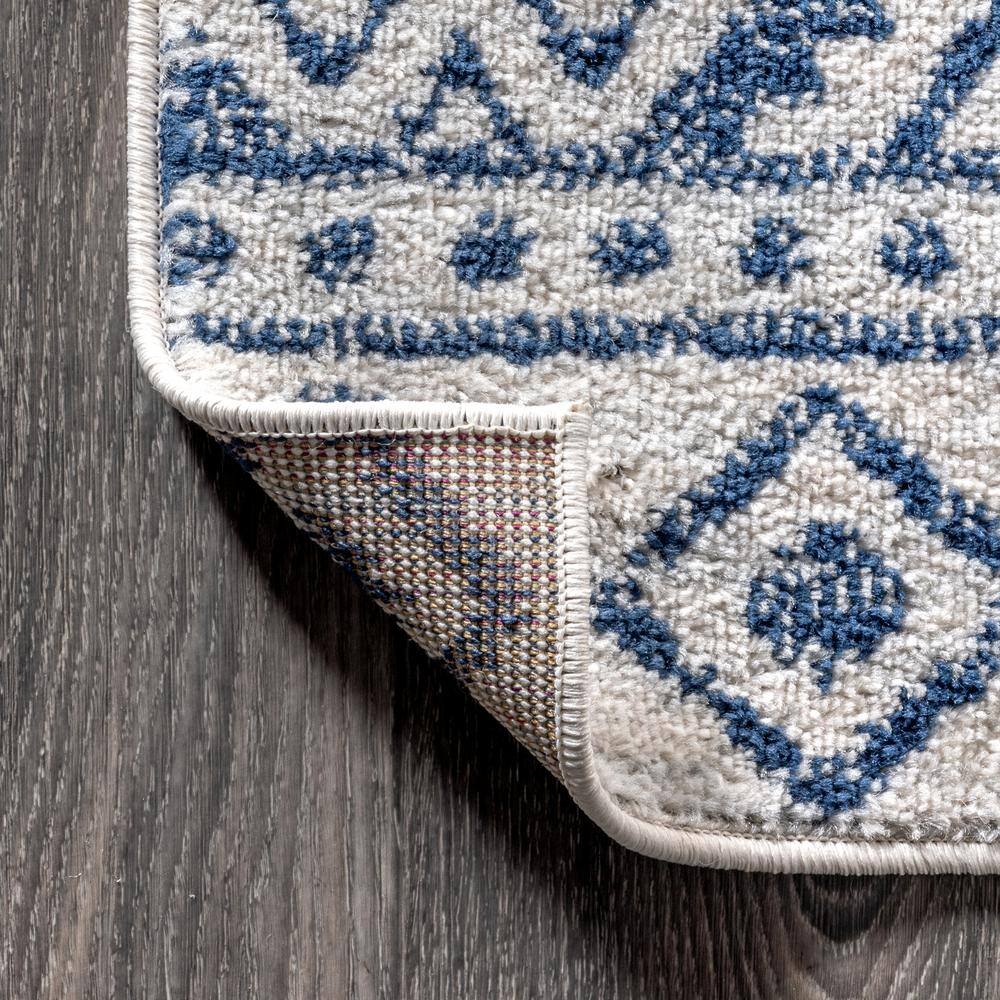 Moroccan Blue and Cream Synthetic 3' x 5' Area Rug
