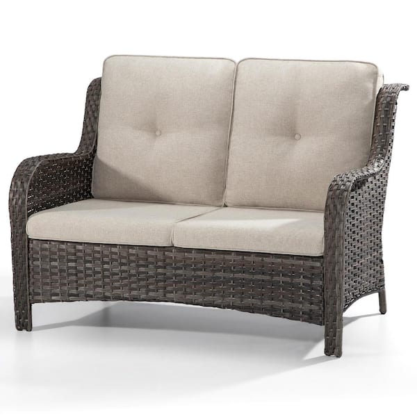 Zeus & Ruta Grey Wicker 2-Seater Rattan Outdoor Patio Loveseat Sofa with Deep Seating and Beige Olefin Cushions