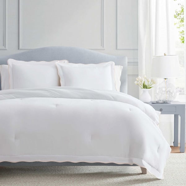 Simple Scallop 3-Piece White/Soft Pink Cotton Percale Full/Queen Duvet Cover Set