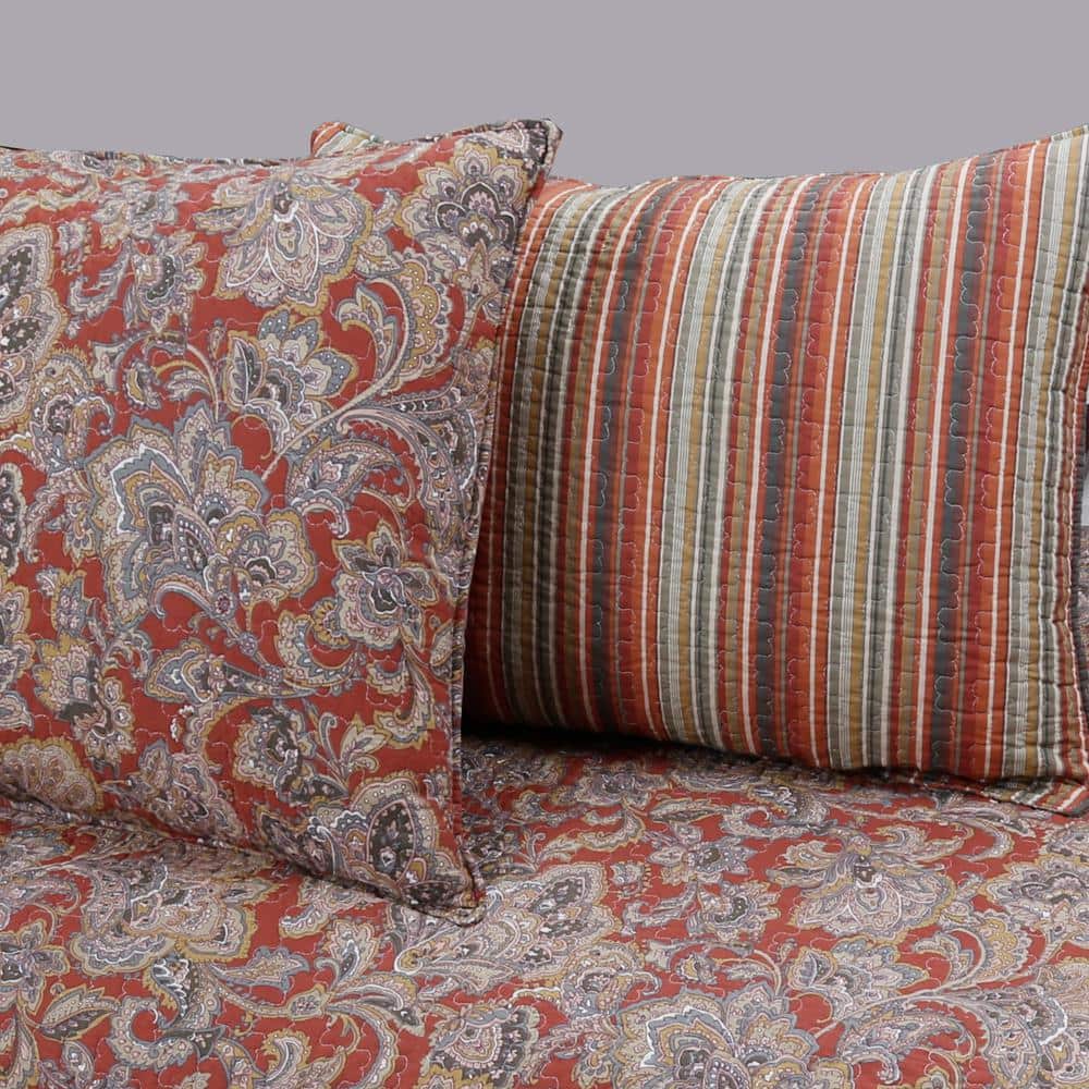 Twin Red Cotton Reversible Paisley Quilt Set