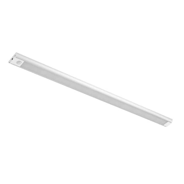 Maxxima 24 in. Plug-In Integrated LED Under Cabinet Light with Motion Sensor, 675 Lumens, Matte Finish, 3000K Warm White