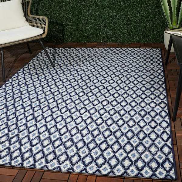 Fabien Dark Blue 5 ft. x 7 ft. Diamond Trellis Indoor/Outdoor Area Rug
